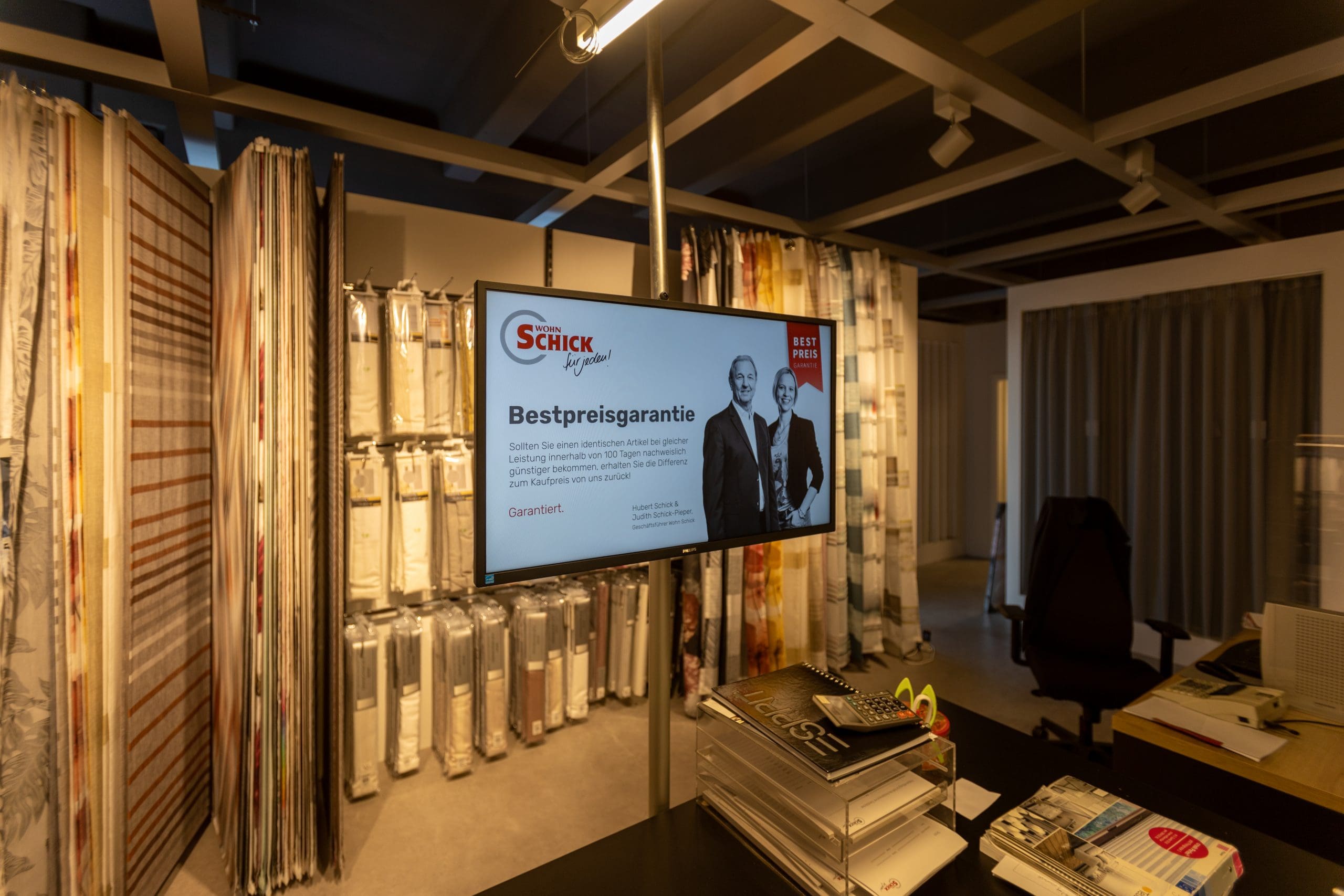 Neue Instore-Medienkonzepte bei Wohn Schick und K-Markt - echion DE