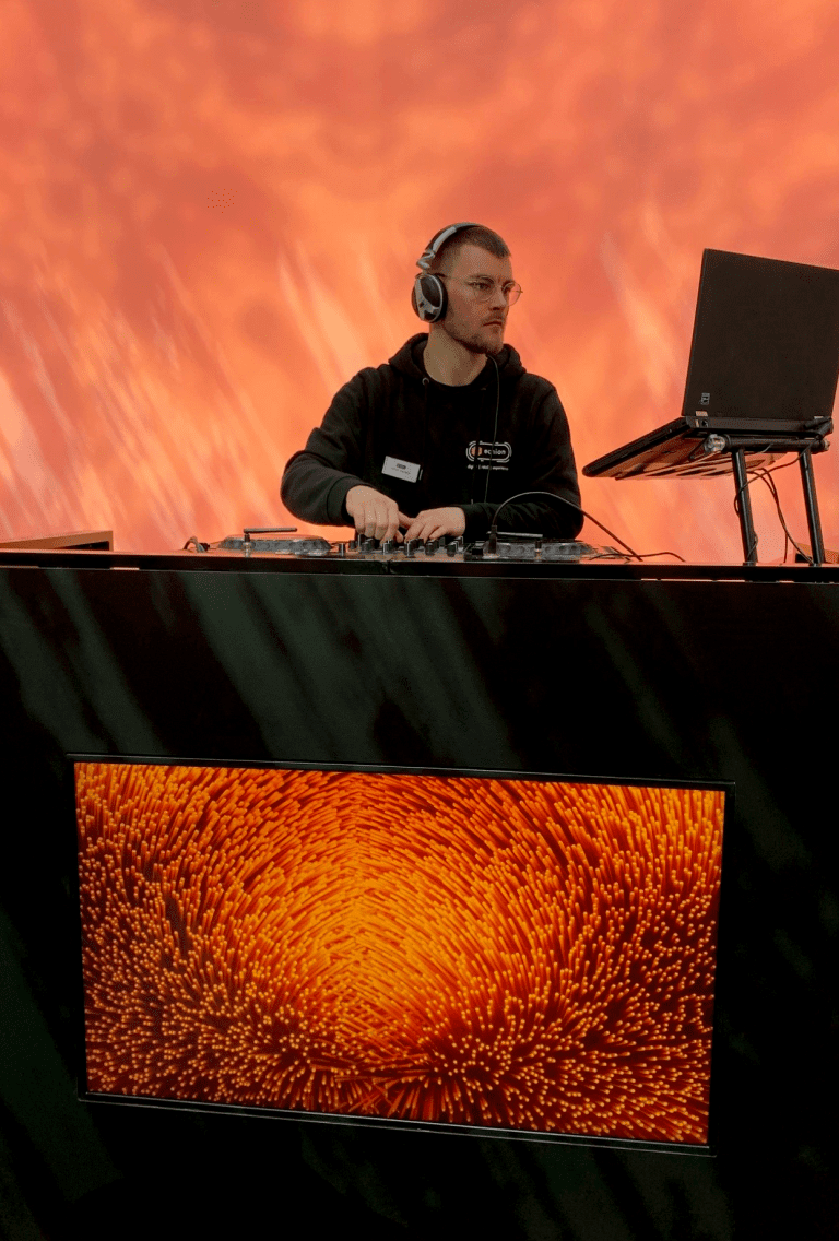 DJ Pult auf der Euroshop